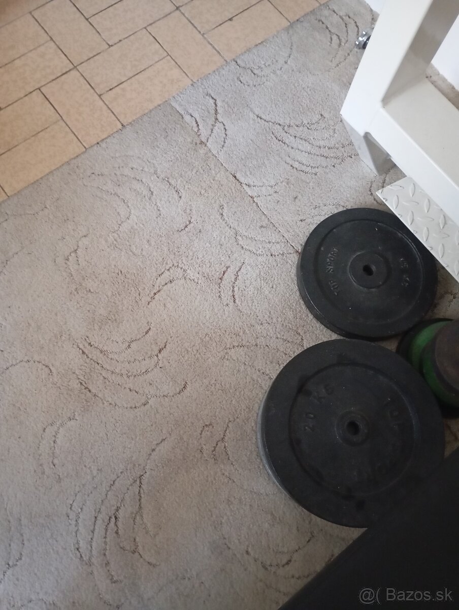 Bench press lavička