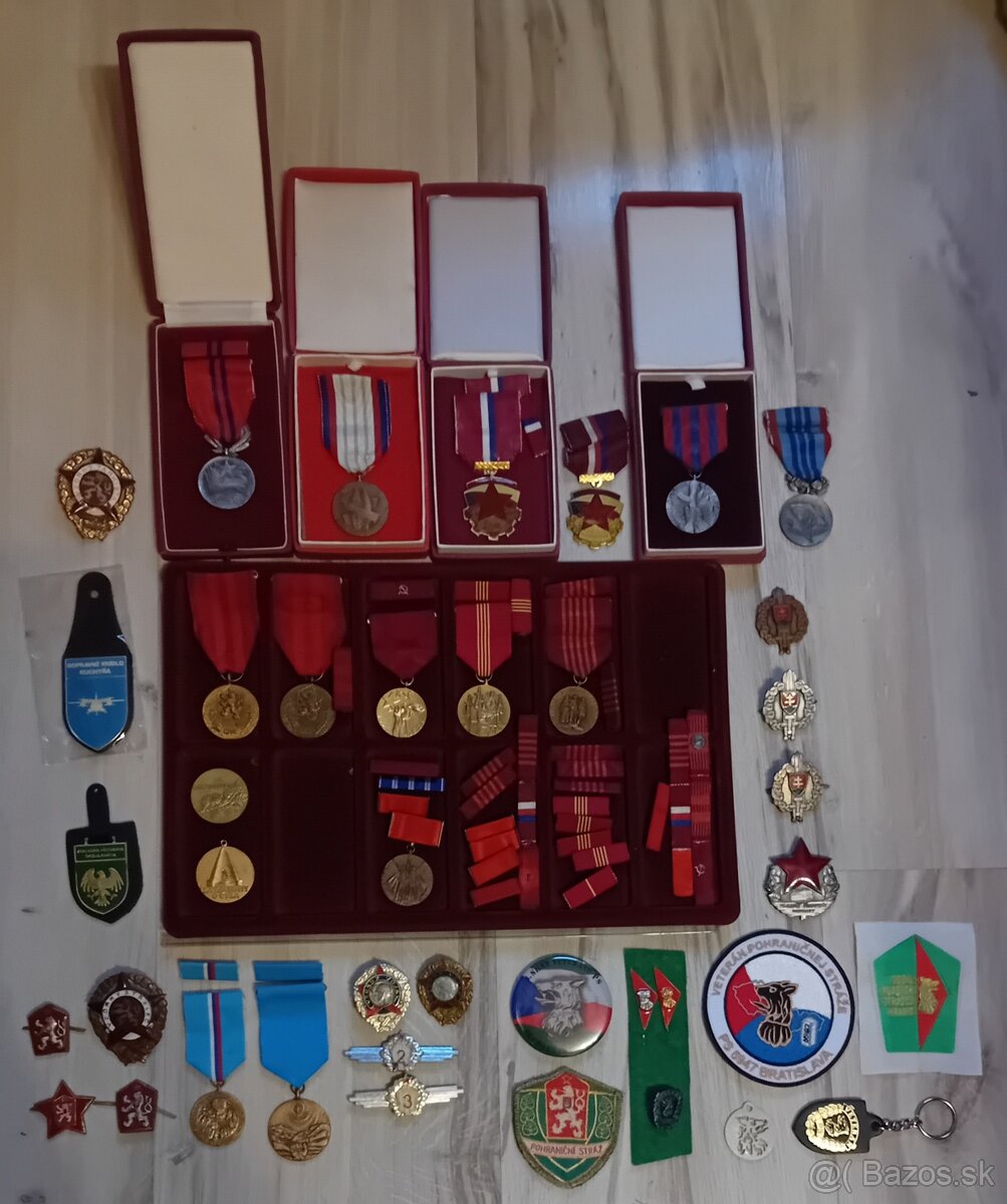 Odznaky, vyznamenania, medaile