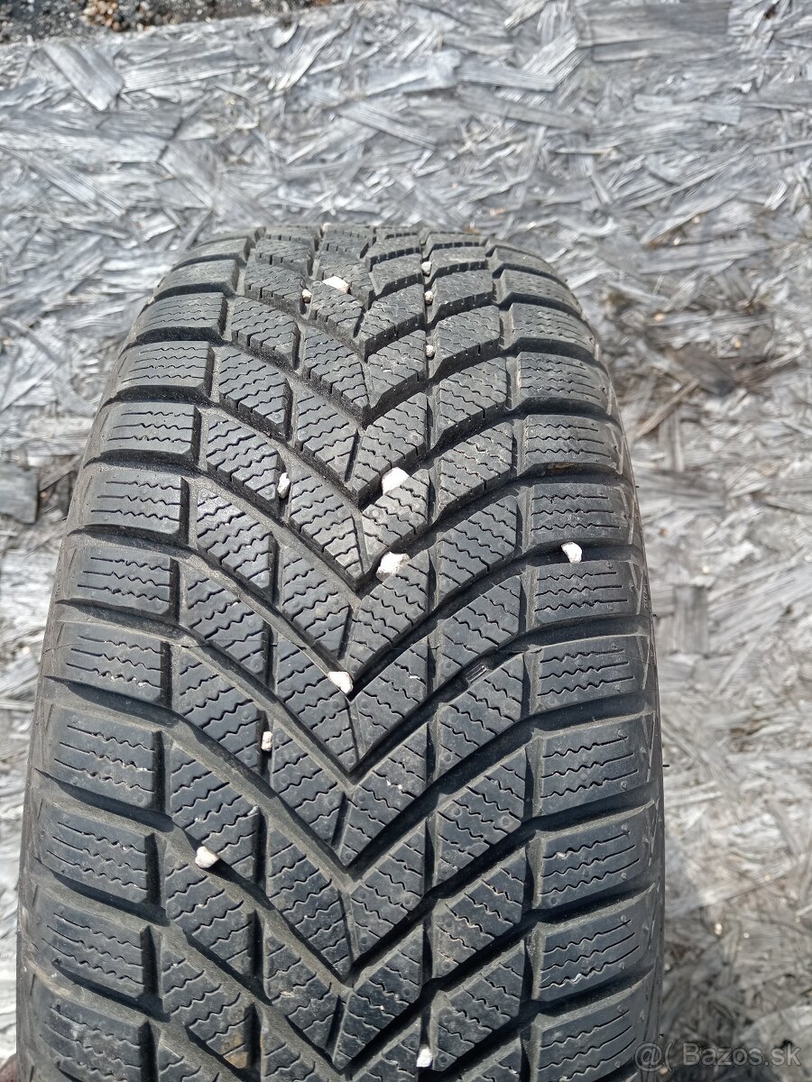 pneu185/60r15 zimne
