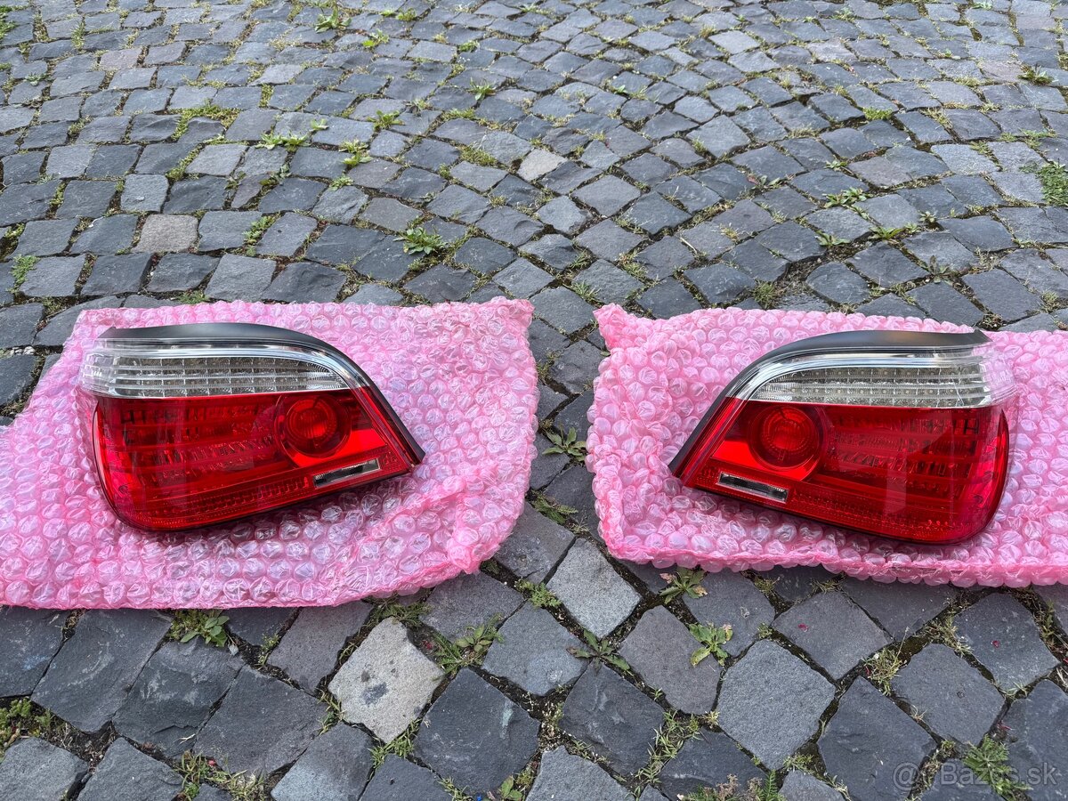 Zadné svetlá BMW 5 E60