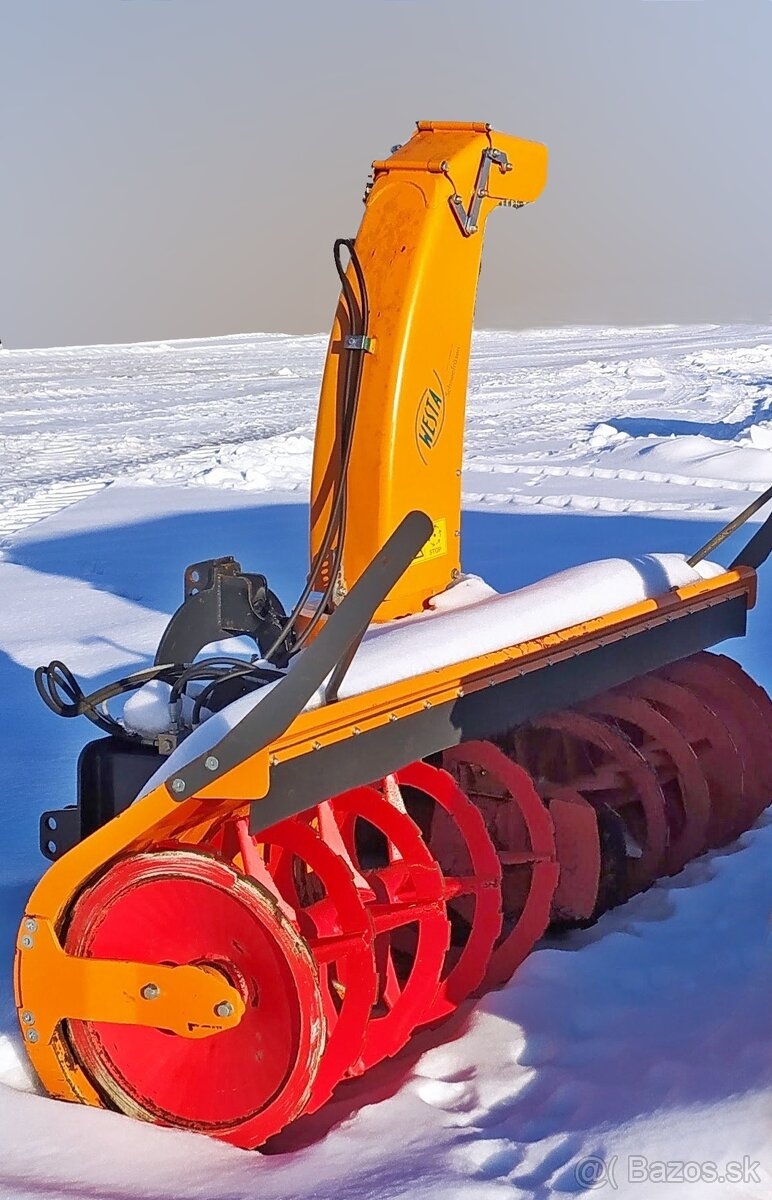 Traktorová snežná fréza