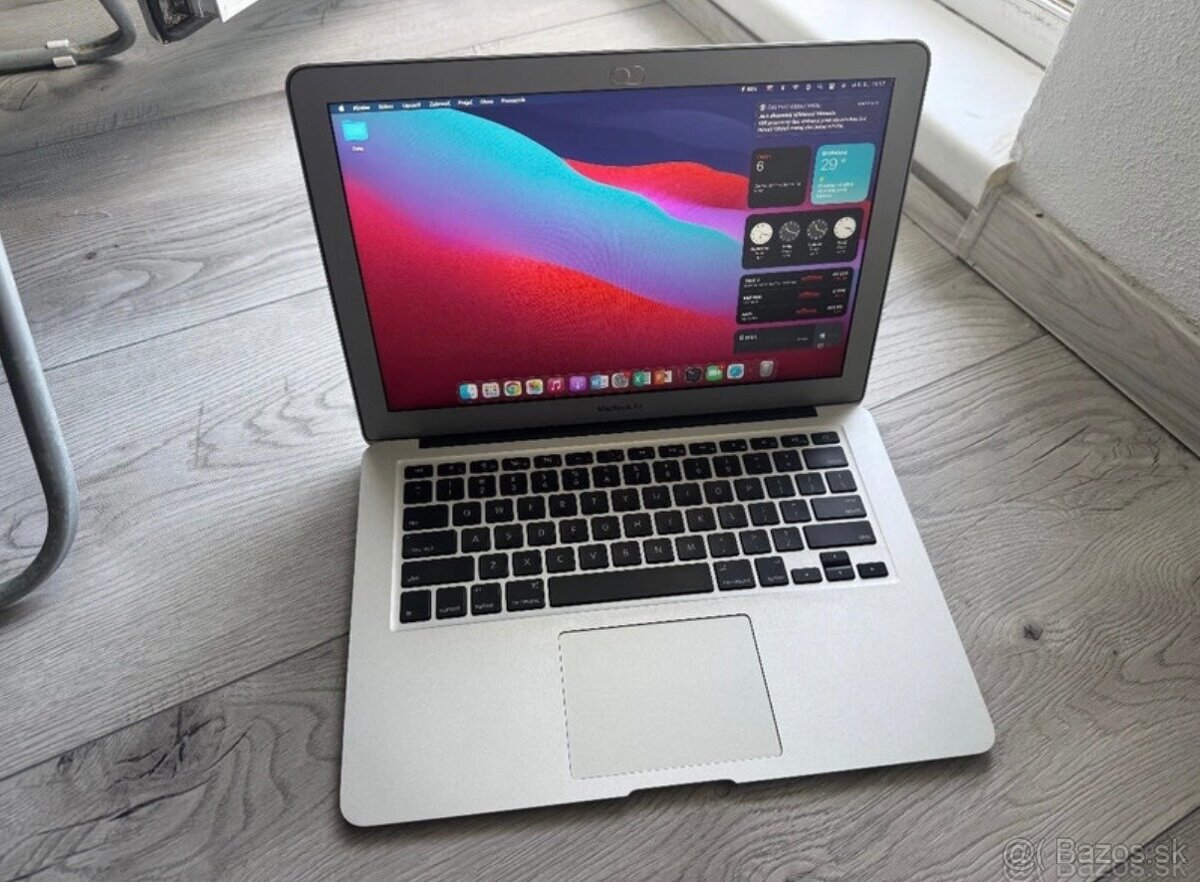 Apple Macbook Air (13-inch) Early 2014