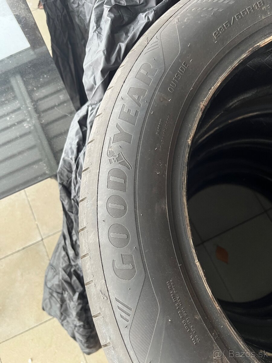 Letné pneumatiky Goodyear 235/55 R18 100V
