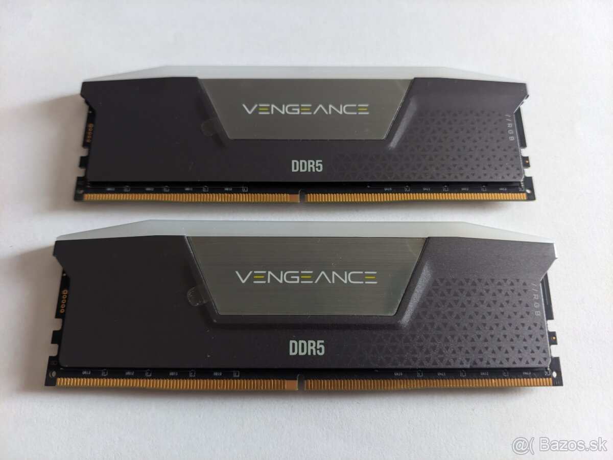 Corsair Vengeance RGB EXPO DDR5 64GB KIT (2x32) 6000MHz CL30