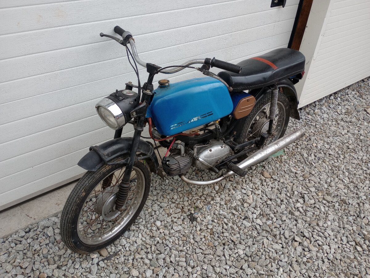 Jawa mustang