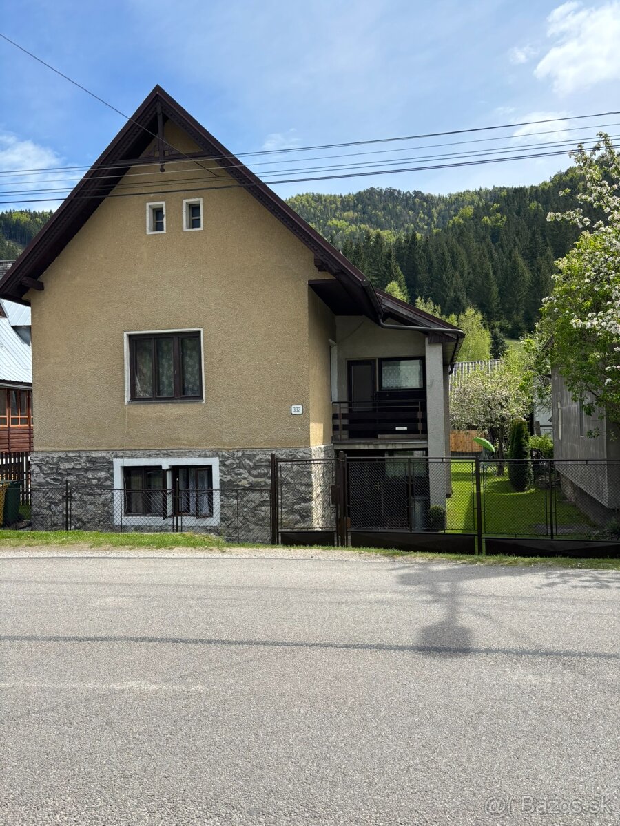 Rodinný dom využívaný ako víkendová chalupa