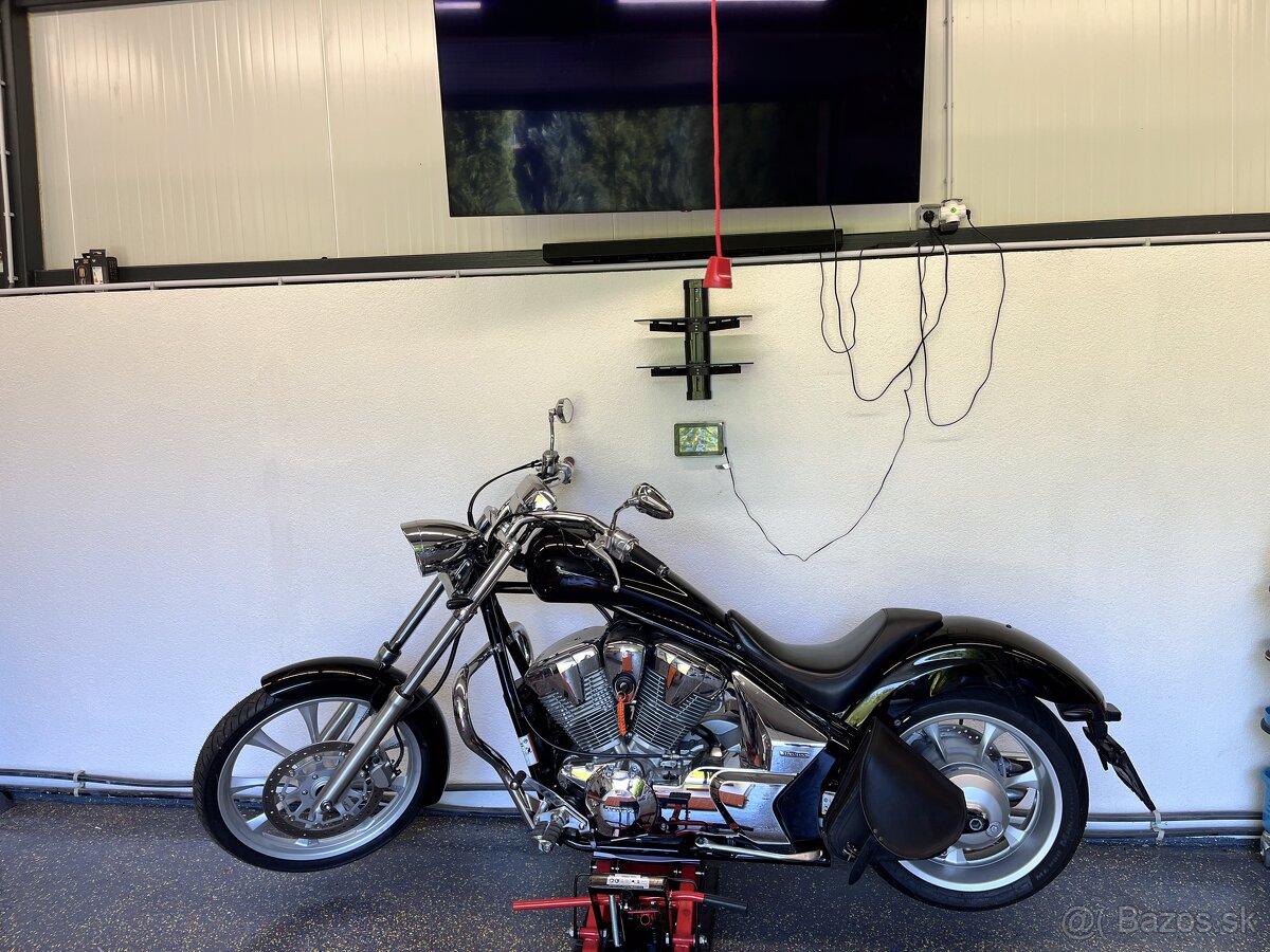 Honda VT1300 CX Furi