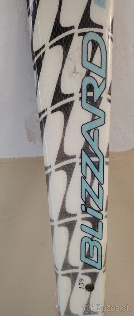 Predám starší model dámske carving lyže BLIZZARD