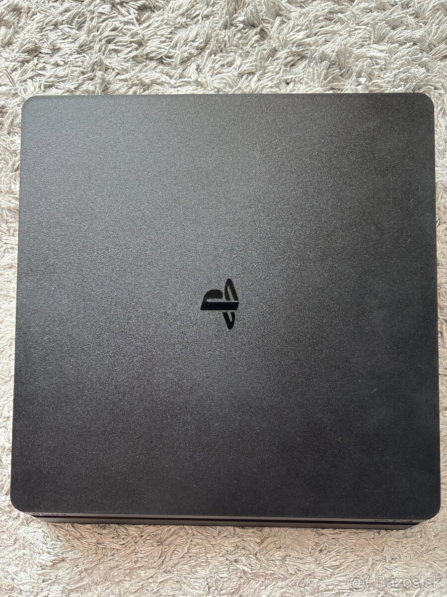 PS4 Slim - 500GB