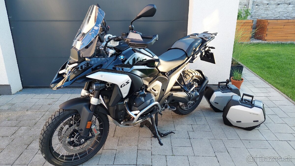 BMW R1300GS Triple Black