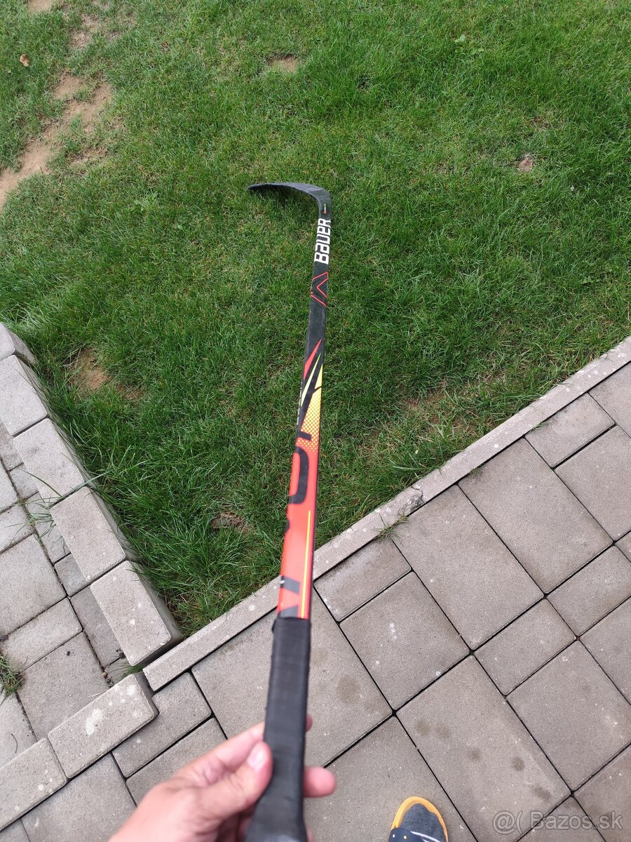 Hokejka bauer