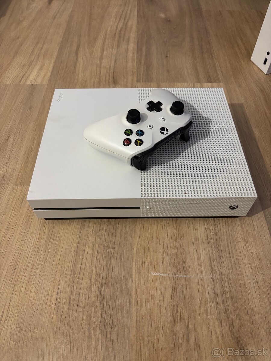 Predám Xbox one S 500gb
