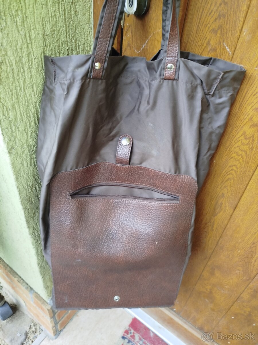 Retro nakupna taska na kolieskach