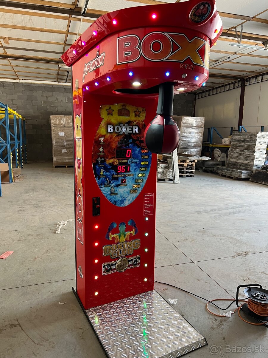 Silovy automat stroj Boxer