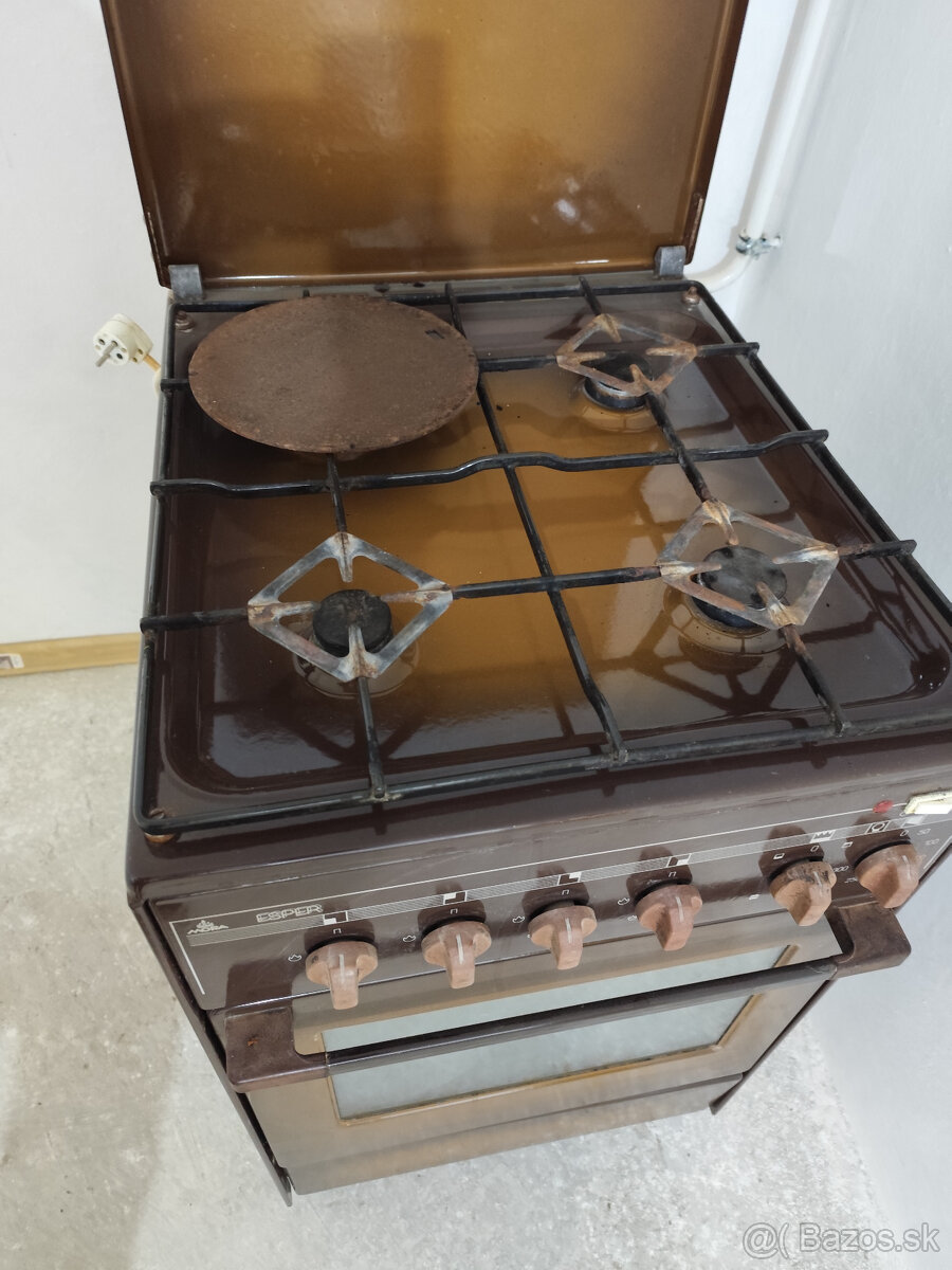 Kombinovaný sporák