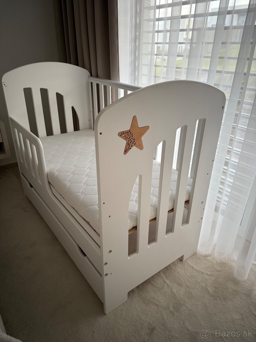 Detska postielka so zasuvkou 2v1