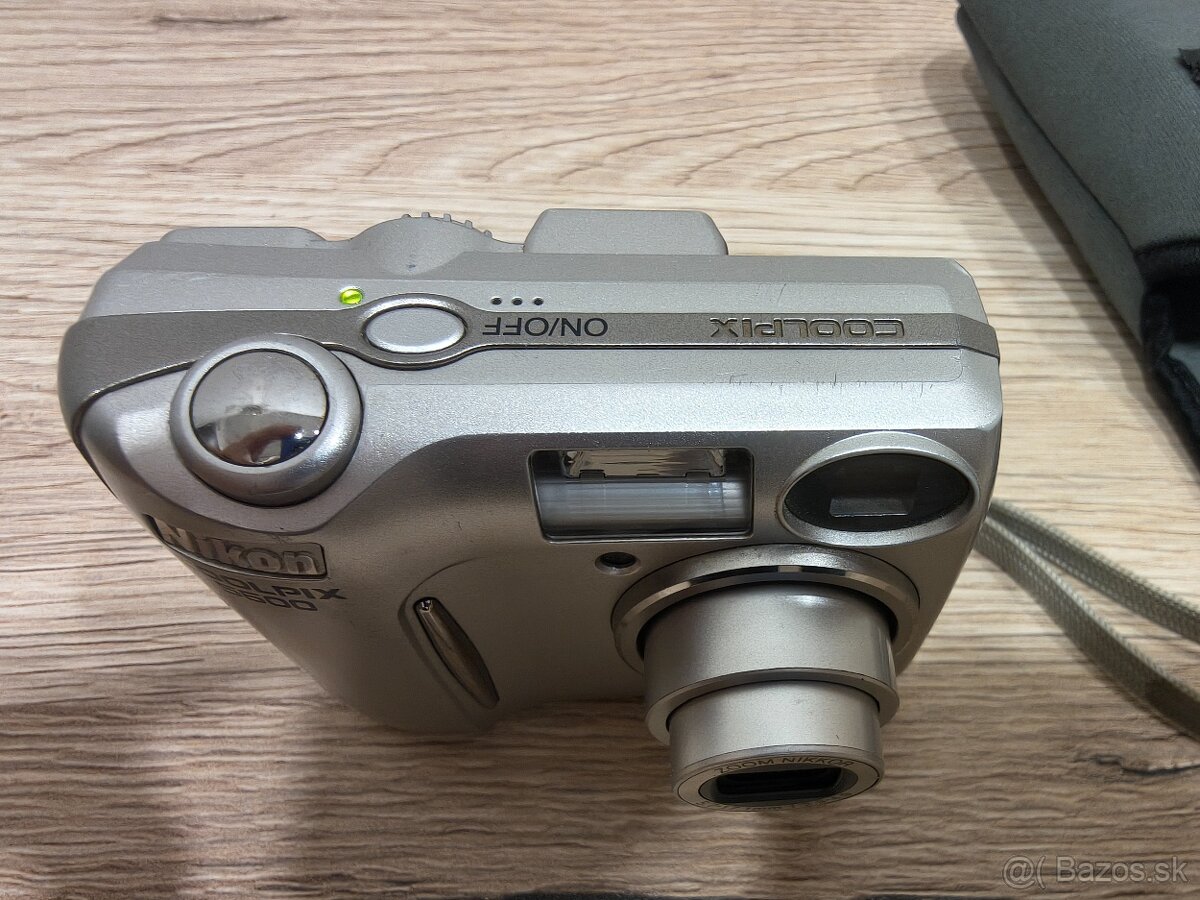Nikon coolpix E5600