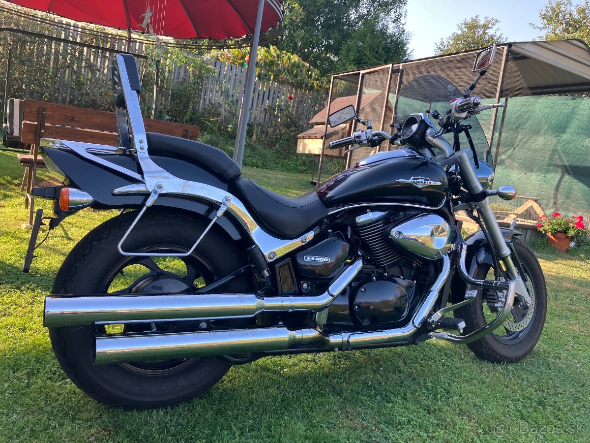 Suzuki intruder M800