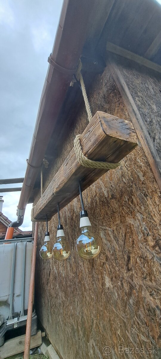 Predám drevený Luster, lampa,