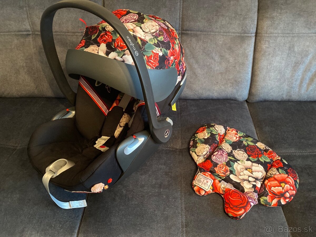 Autosedacka Cybex Cloud T I-Size Spring Blossom Dark