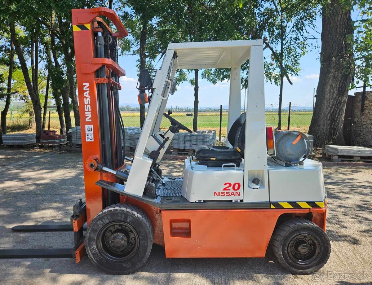 Vysokozdvižný vozík NISSAN PH02A20U LPG