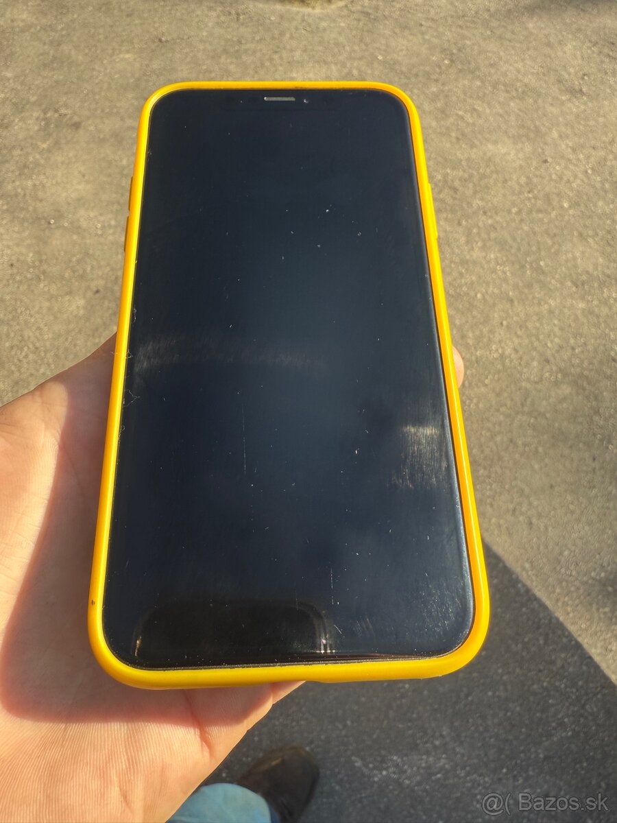 iPhone xr 64gb