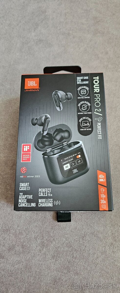 JBL Tour Pro 2