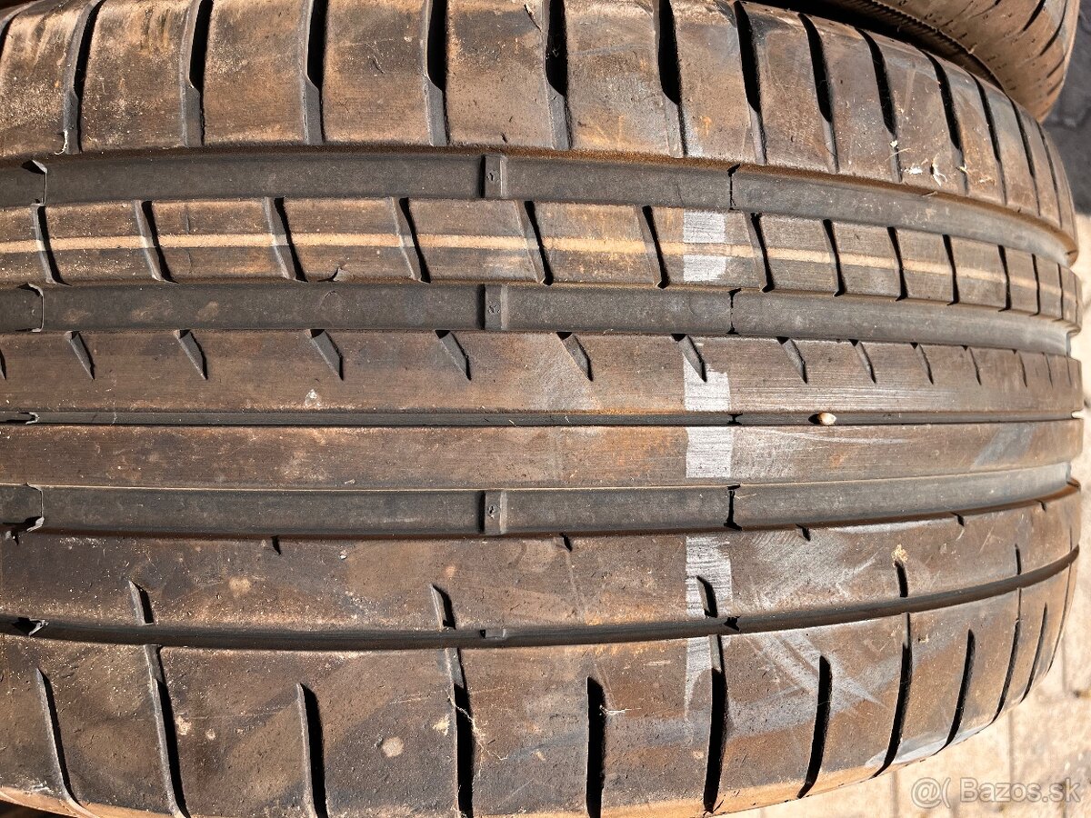 285/40R21 Good Year letne