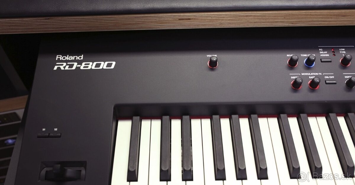 ROLAND RD-800 STAGE PIANO Masterkeyboard 88 klávesov kladivk