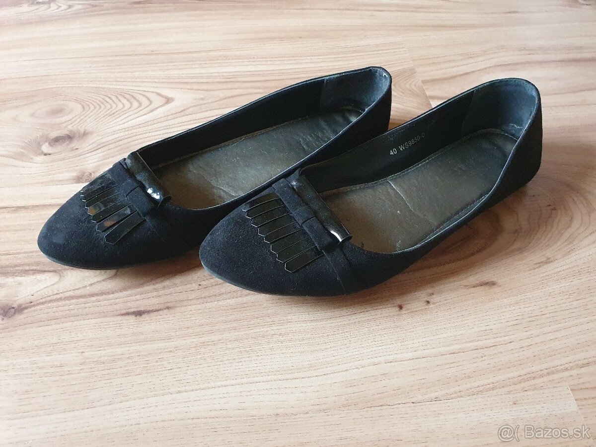 Čierne baleríny