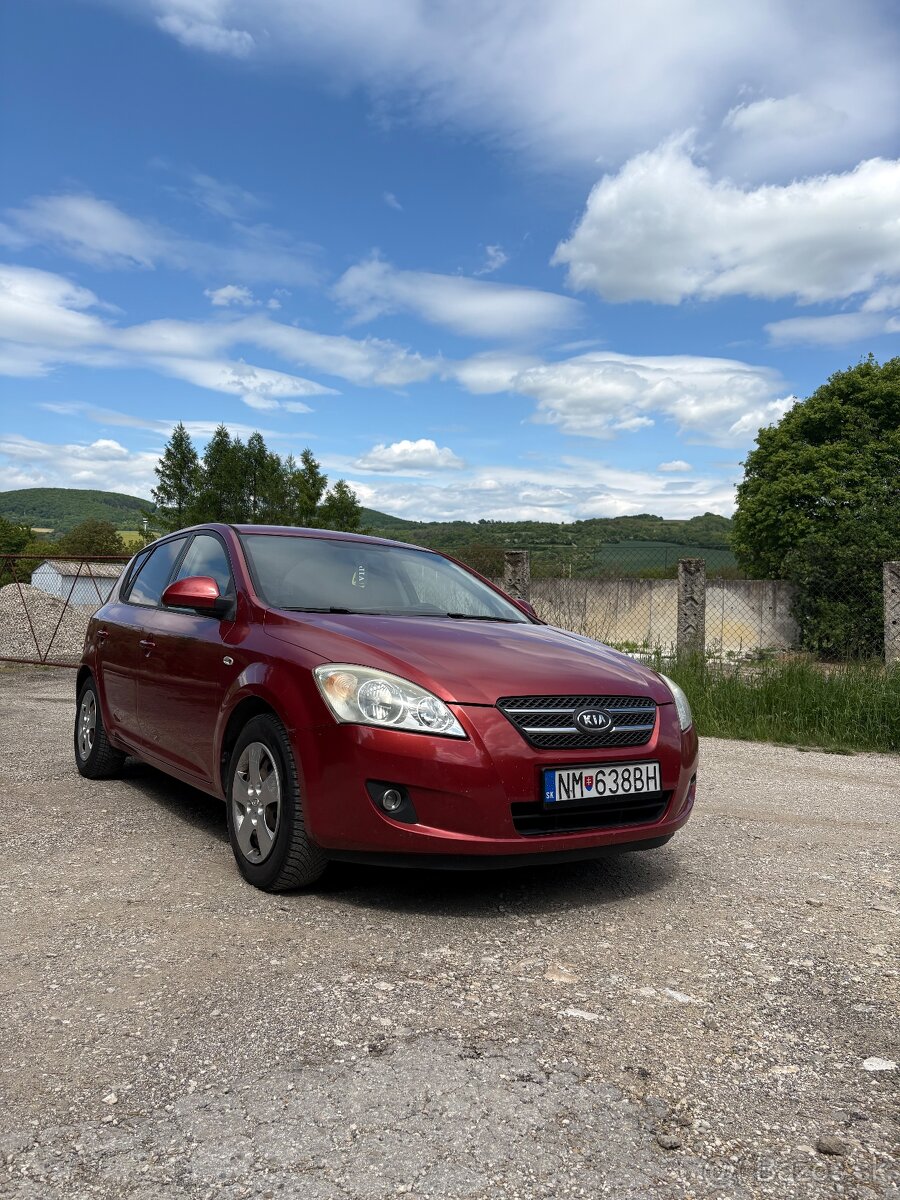 Predám Kia Ceed 1.4 16V 2007