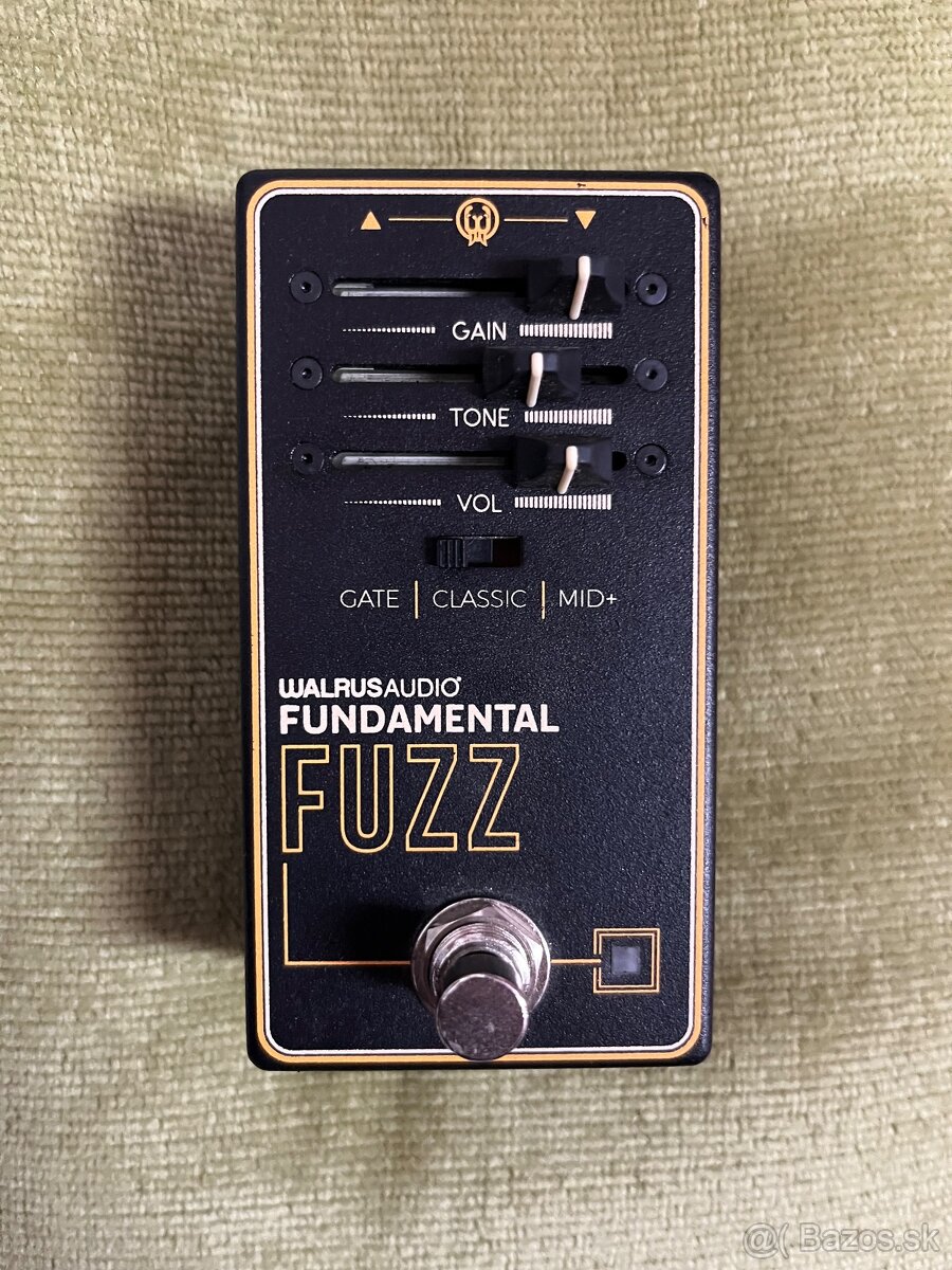 Walrus Audio Fundamental Fuzz