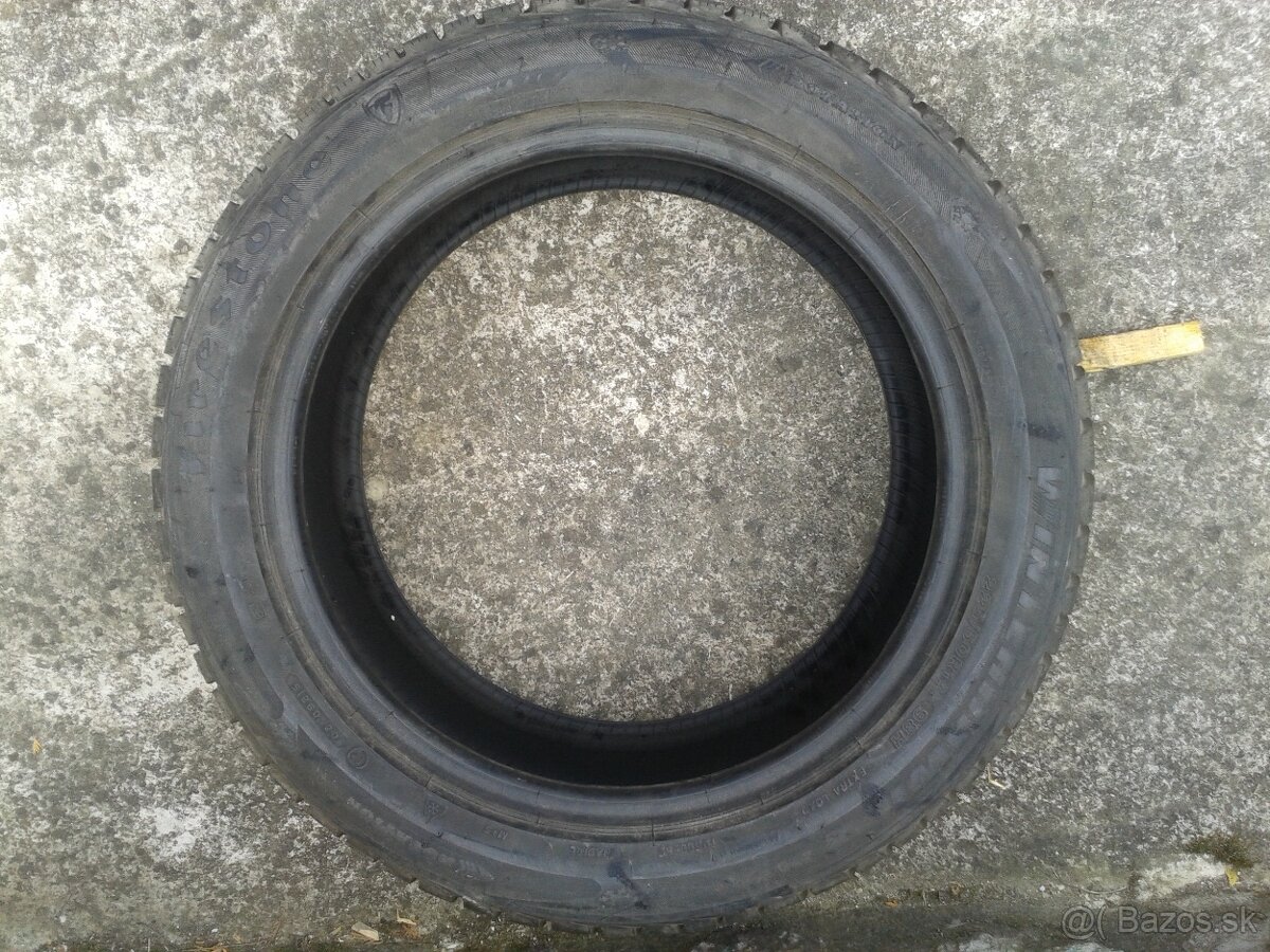 Predám zimné pneu. po jednom kuse