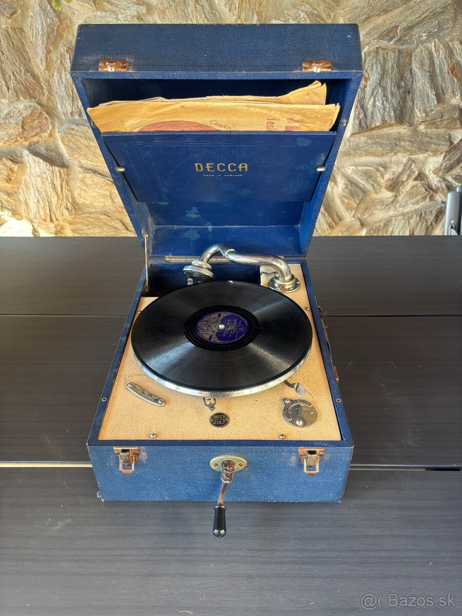Starožitný mechanický gramofón DECCA – kufríkový