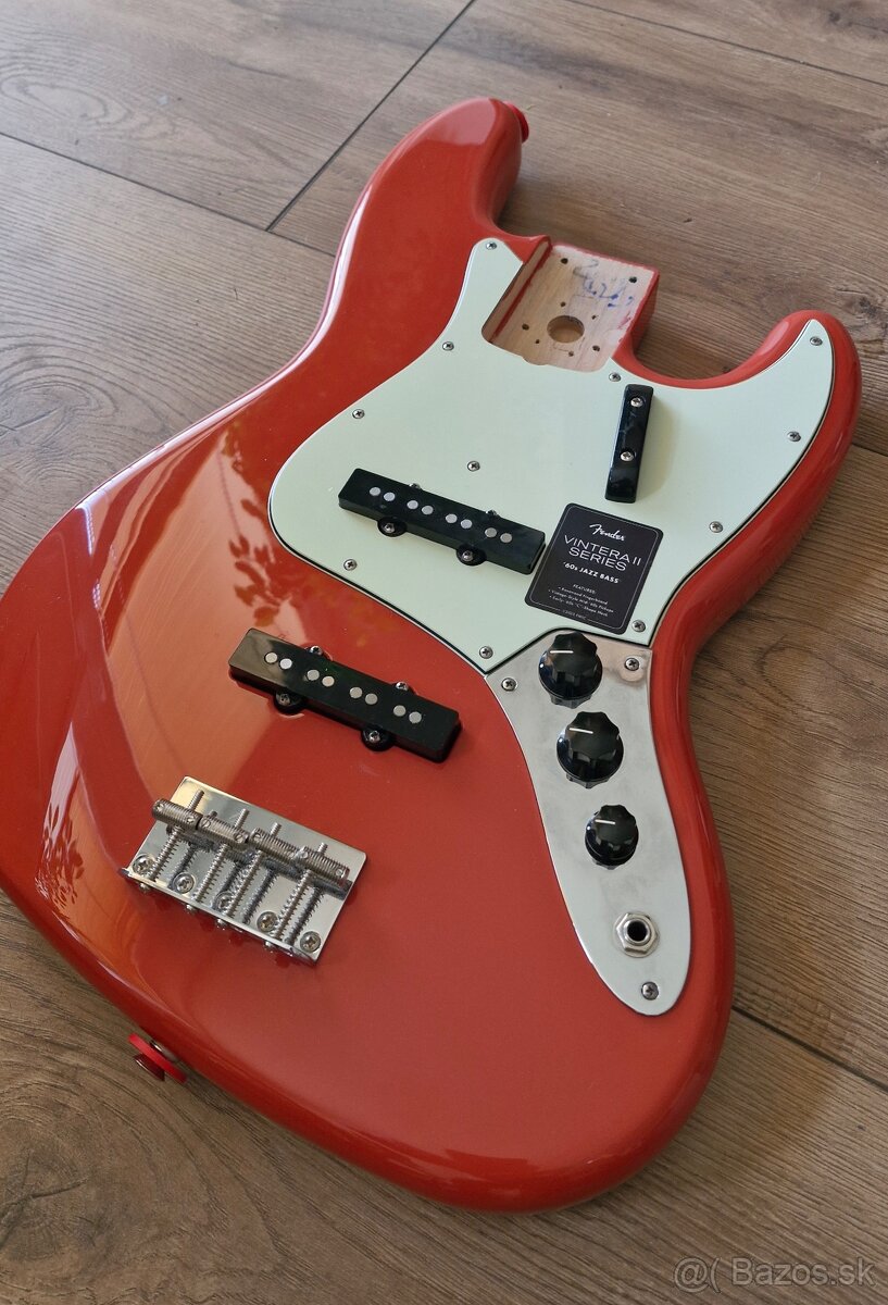 Basgitara Fender Vintera 2 Jazz bass telo
