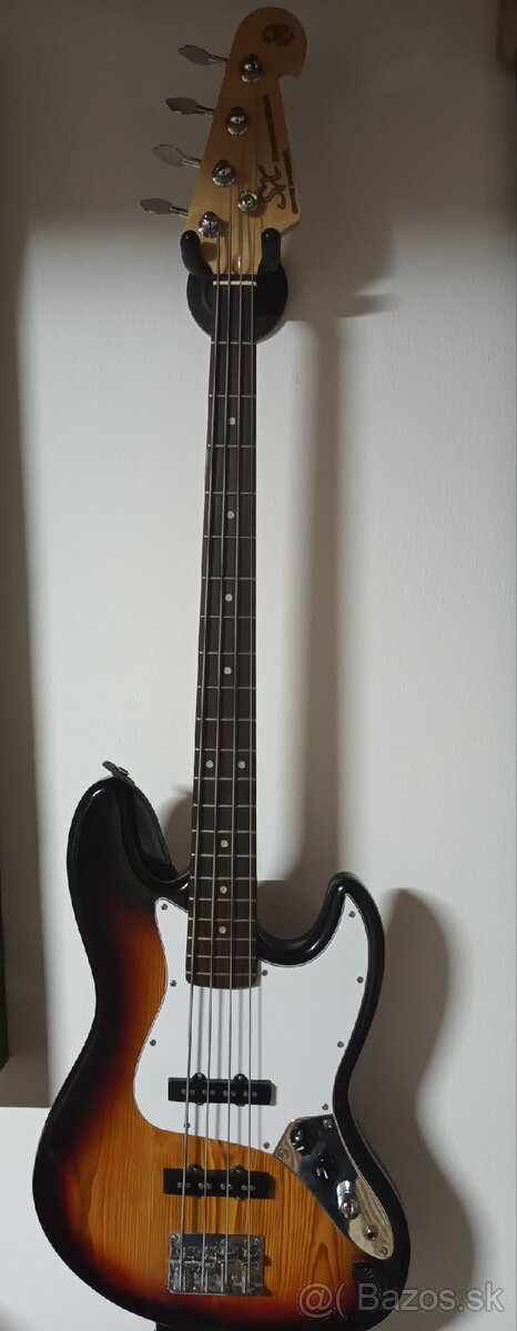 Elektrická Basgitara značky SX
