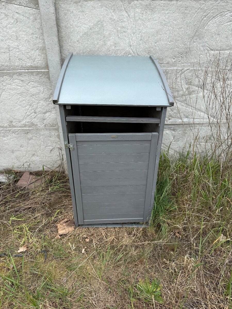 Predam box na odpadky