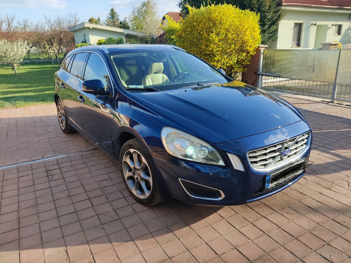 VOLVO V60 D3 Ocean Race, 2011