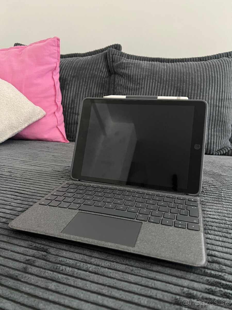 Predám iPad 9. generácie (64 GB) + Apple Pencil + klávesnica