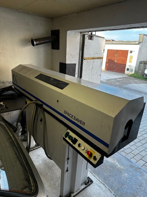 Podávač tyčí k CNC sústruhu