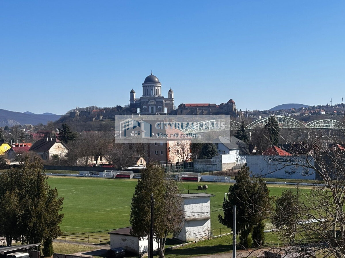 Ponúkame Vám na predaj čiastočne prerobený 3 izbový byt v me