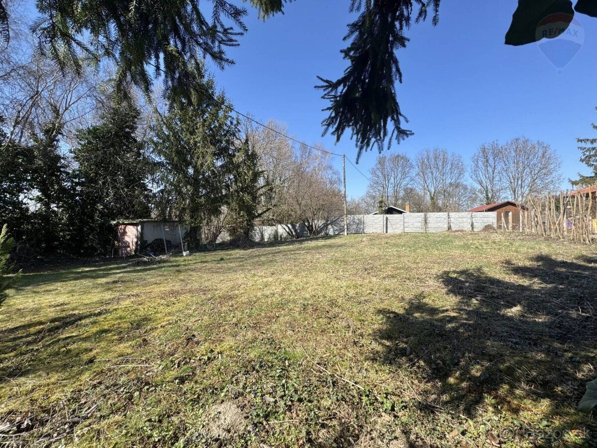 Predaj pozemku, Dunajský Klátov, 544 m2, pri vode