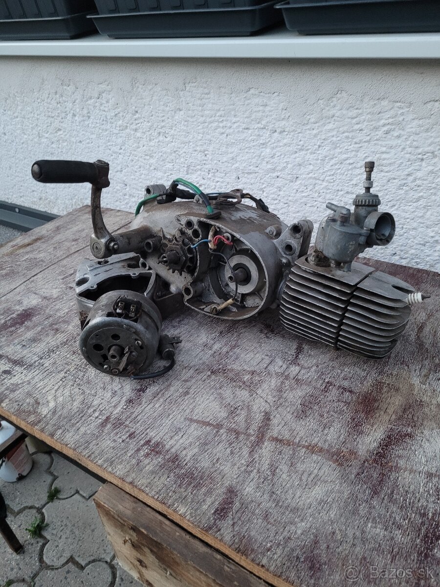 Motor na Jawa 20, 21, 23 pionier mustang