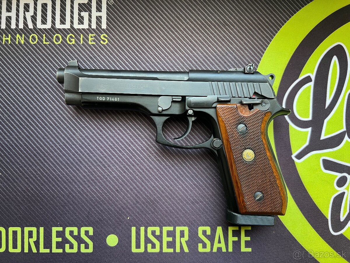 Predám pištoľ Taurus PT 99 AF