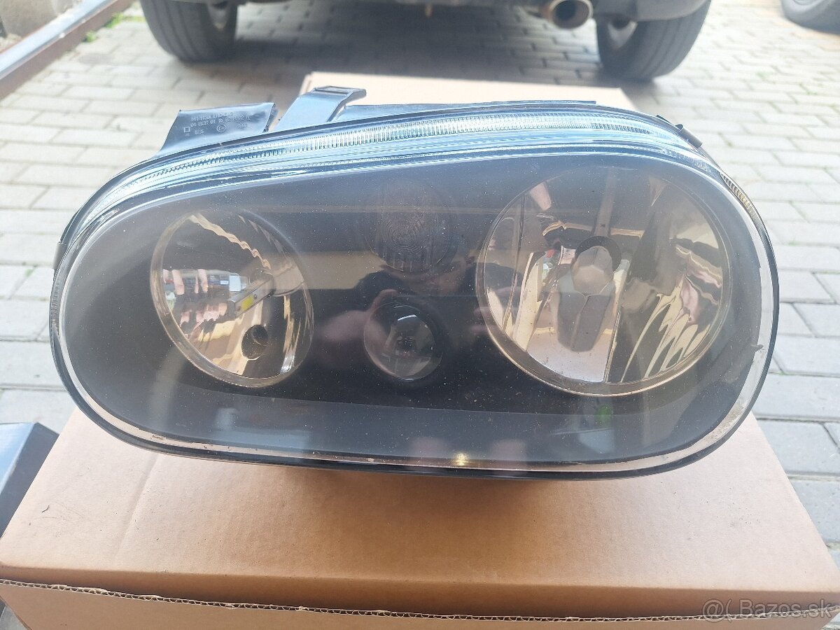 Tmavé svetlá golf IV