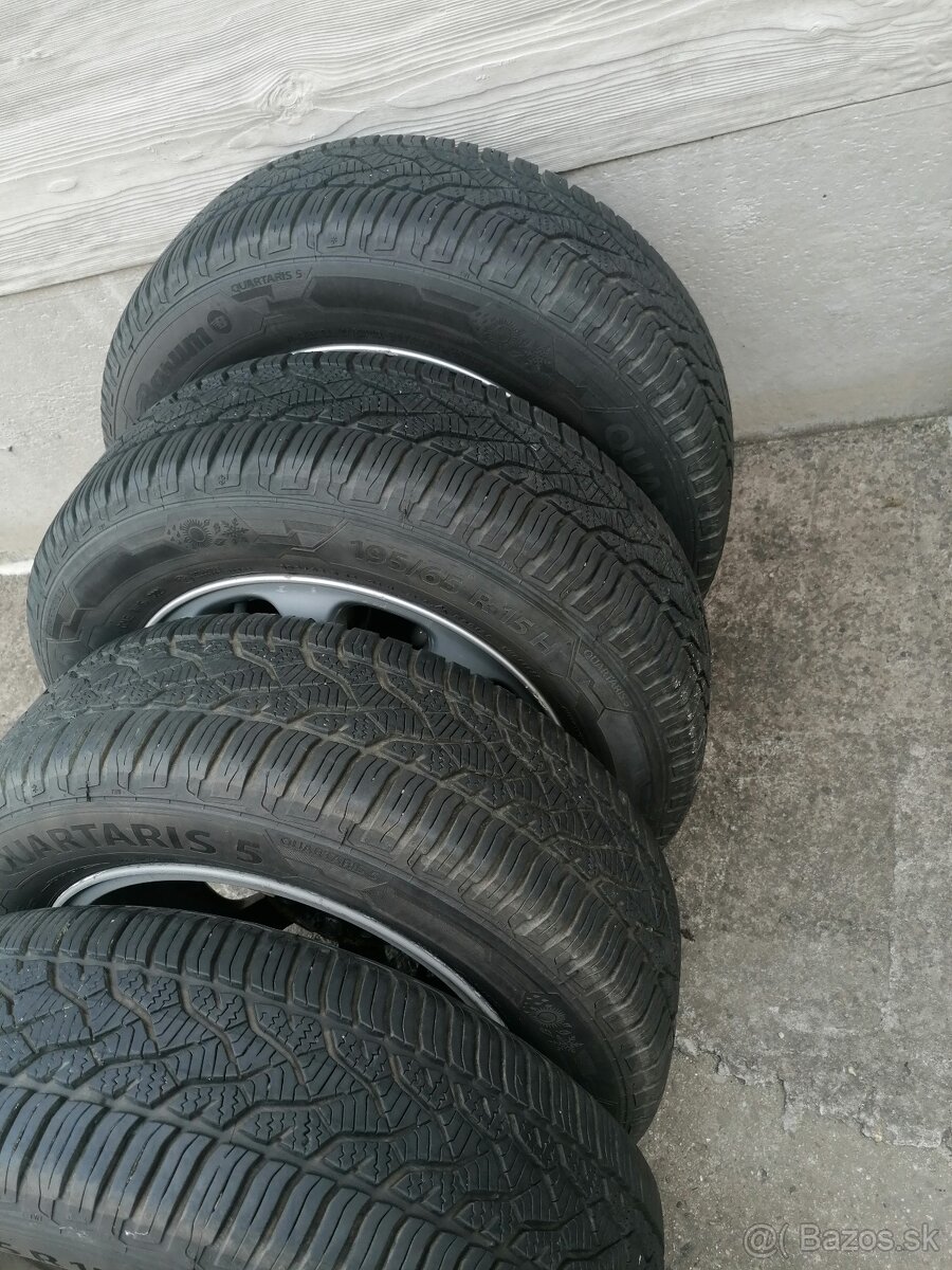 Predam celo ročne pneu Barum Quartaris5 195 /65R15