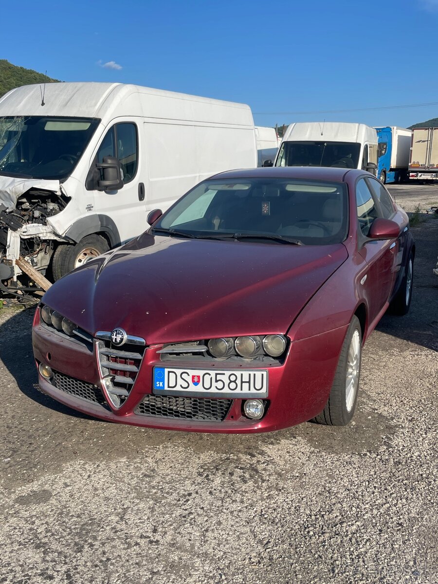 Predám/rozpredám Alfa Romeo 159 1,9 110kw