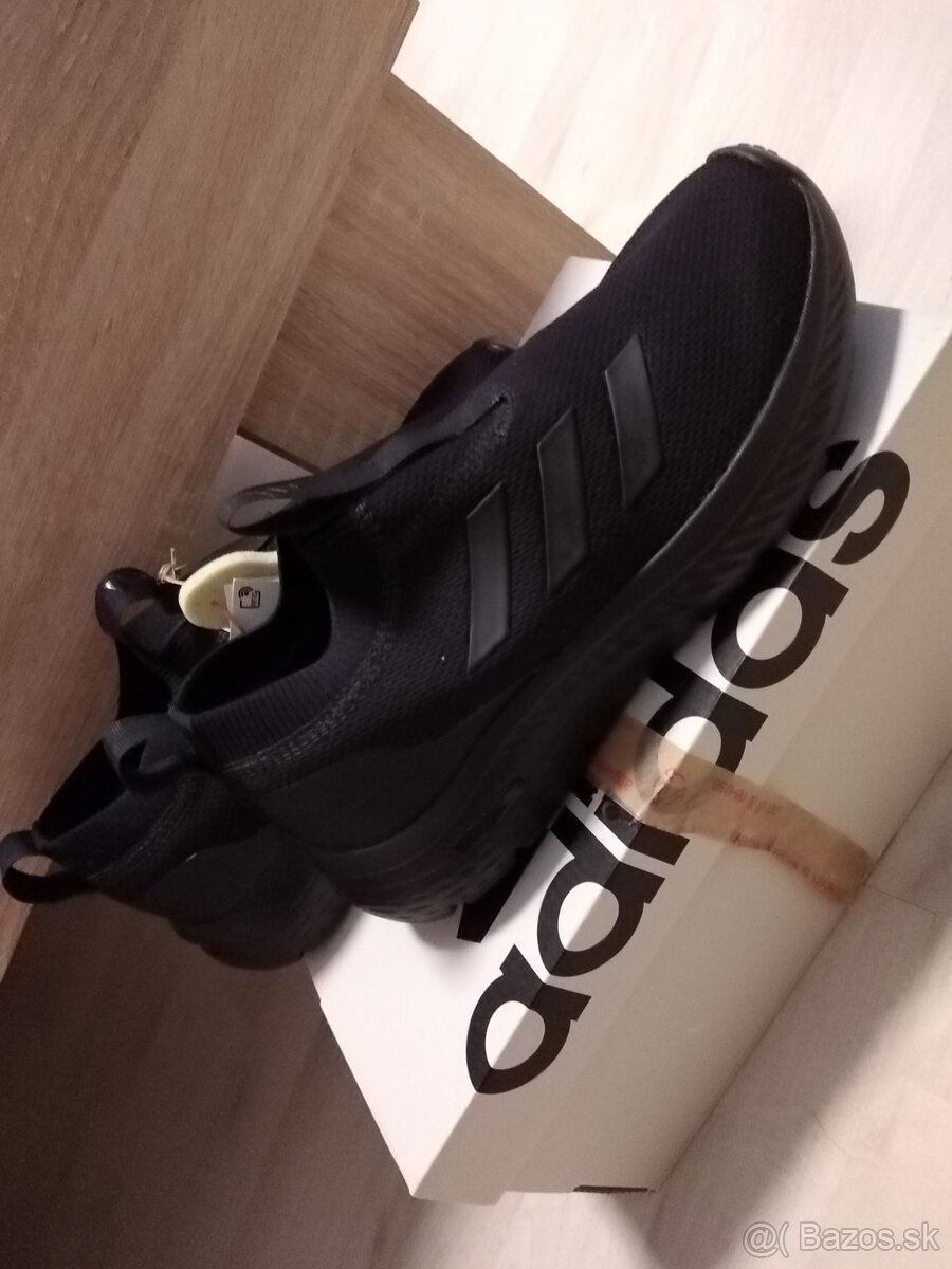 Adidas slip on tenisky