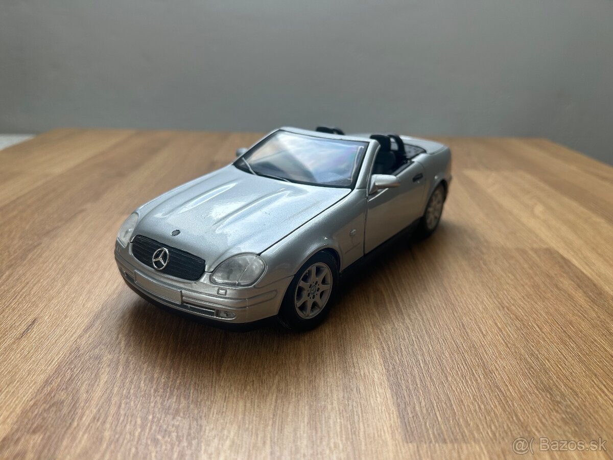 Mercedes-benz SLK 230 1:18 Maisto