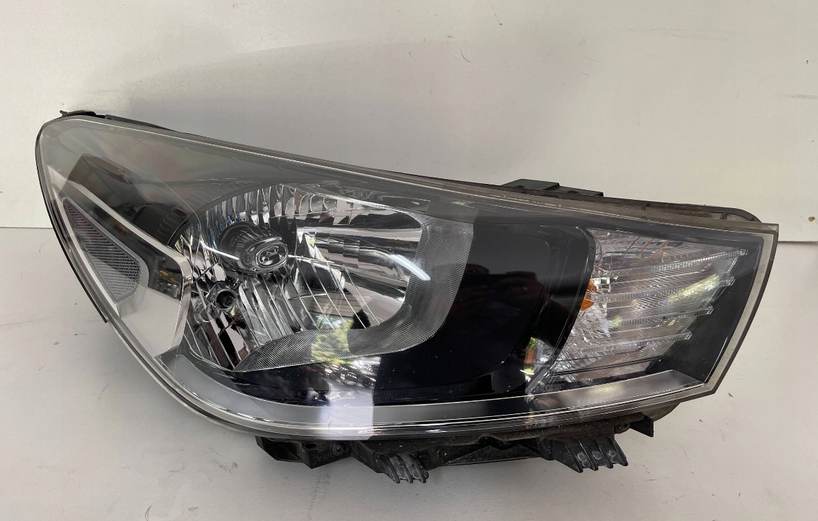 Kia Rio IV 2017- pravé predné sveťo